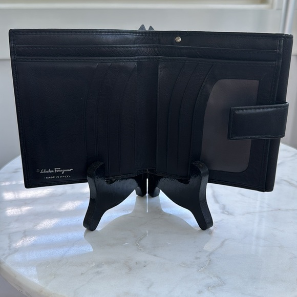 Salvatore Ferragamo Wallet - Picture 4 of 5